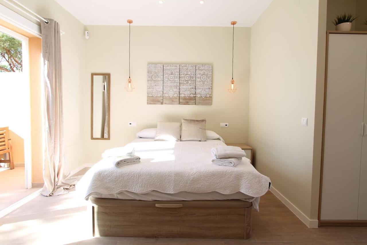 Petit Bijou - Beach Apartment III Castelldefels Eksteriør billede