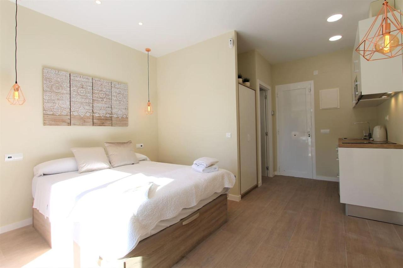 Petit Bijou - Beach Apartment III Castelldefels Eksteriør billede