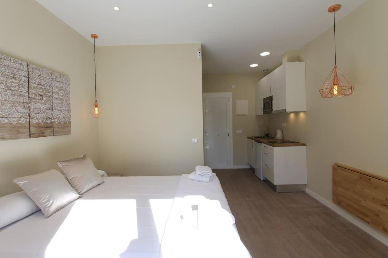 Petit Bijou - Beach Apartment III Castelldefels Eksteriør billede